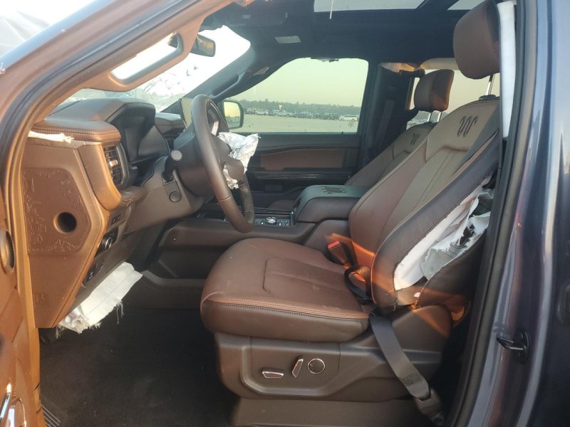 Thumbnail of 2023 Ford Expedition King Ranch with VIN 1FMJU1P85PEA35863